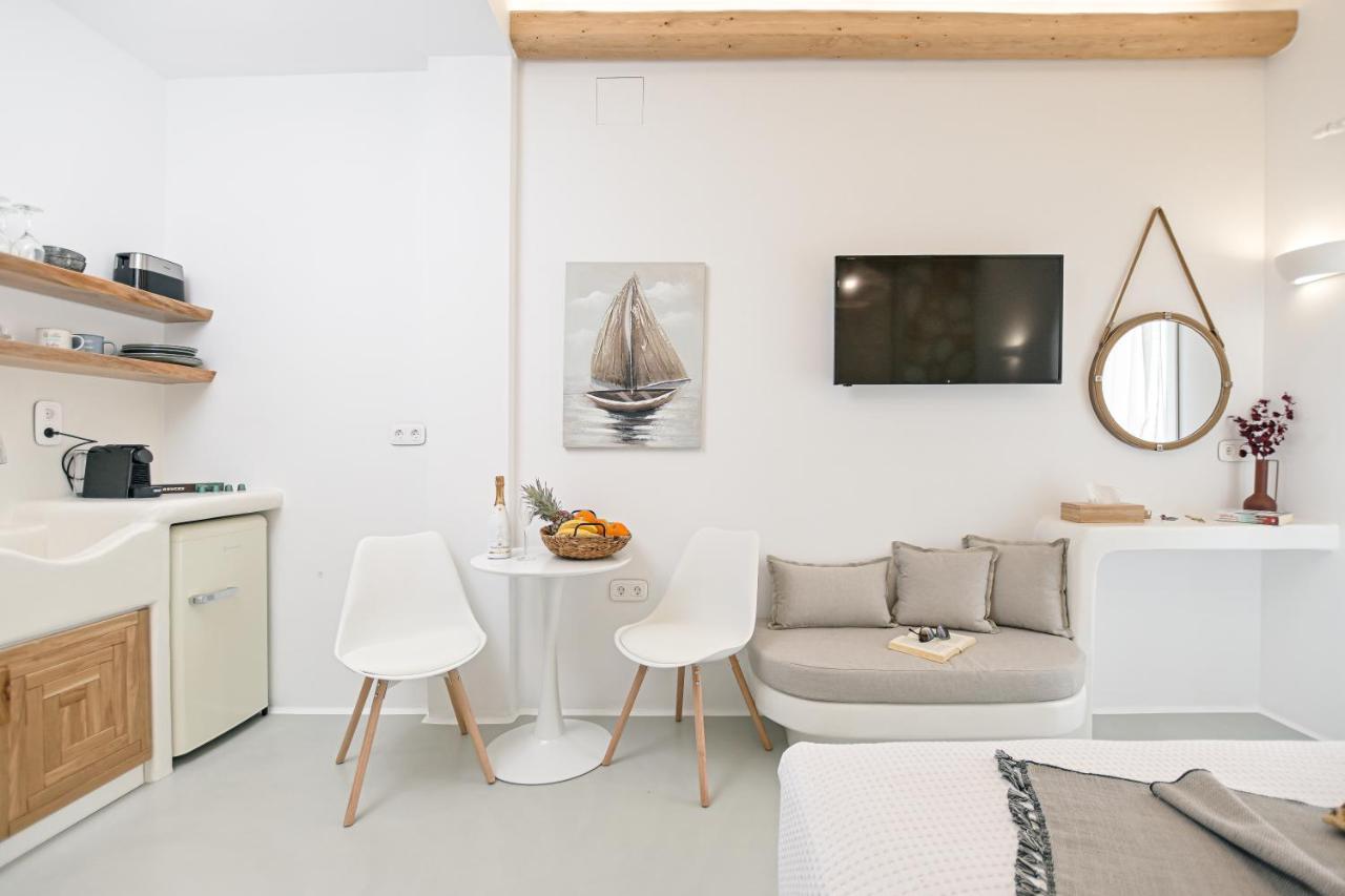 Flèria Seaview Suites Naxos City Esterno foto